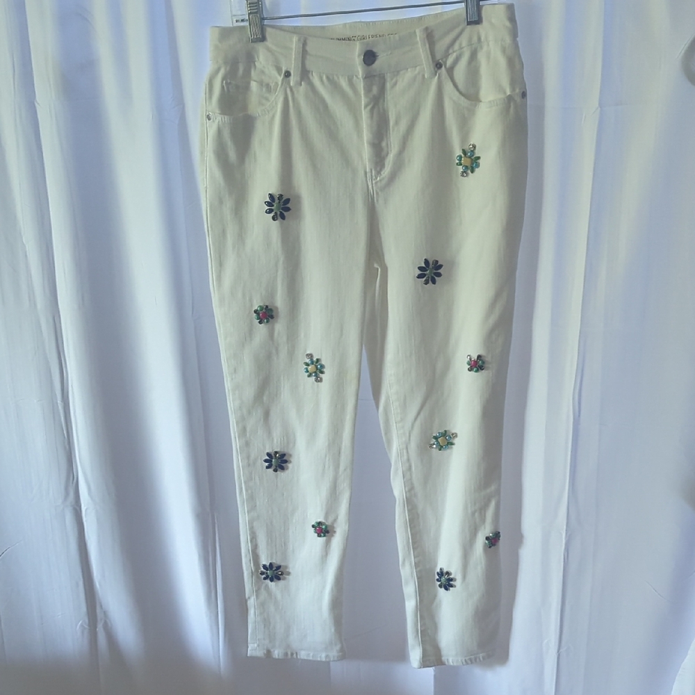 Women's Chico's White Ankle Jeans with Floral Jewels Size 0.5